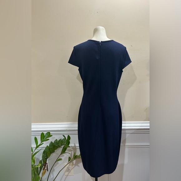 St.John Knit Mid Dress - Picture 4 of 5